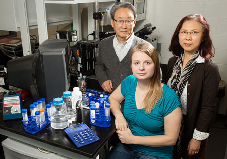Illinois professor Kyekyoon “Kevin” Kim, graduate student Elizabeth Joachim and research scientist Hyungsoo Choi
