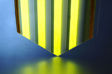 A large-surface light-emitting plastic film