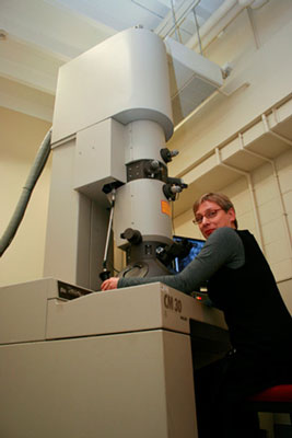 Helen Turner, the facility manager at Waikato University's Electron Microscope Unit with the new Transmission Electron Microscope