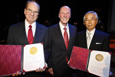 Louis Brus and Sumio Iijima received the Kavli Prize in nanoscience at an award ceremony in Oslo, Noway in September 2008