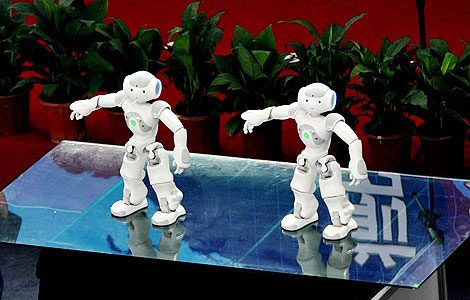 two robots dancing