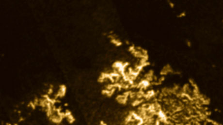 A mysteriously bright object appears on Ligeia Mare