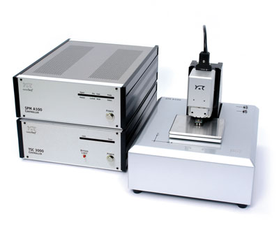 The Nanite system for automated AFM measurements consist of the translation stage and its controller (below) and the AFM and its controller (above)