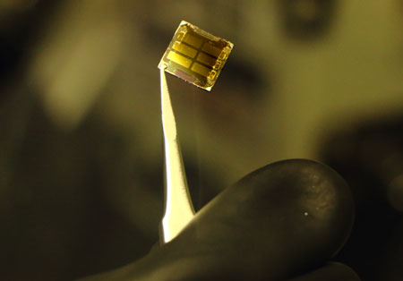 A lead sulfide quantum dot solar cell