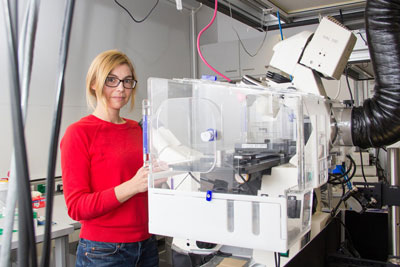 Eva Sevcsik in the Bio Lab