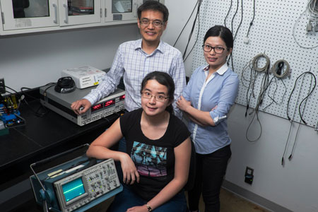 Rice researchers Man-Nung Su, Wei-Shun Chang and Fangfang Wen