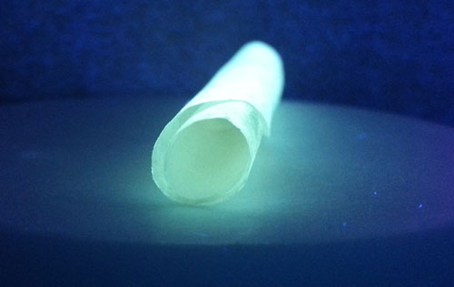 environmentally-friendly electronic paper that glows