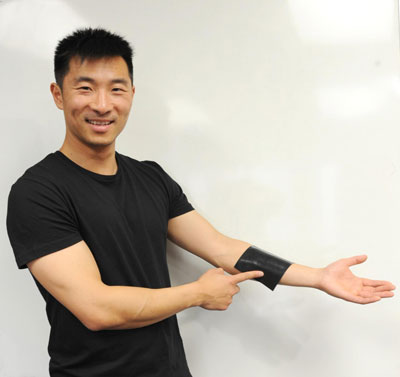 Daniel Xu with 2-D sensor