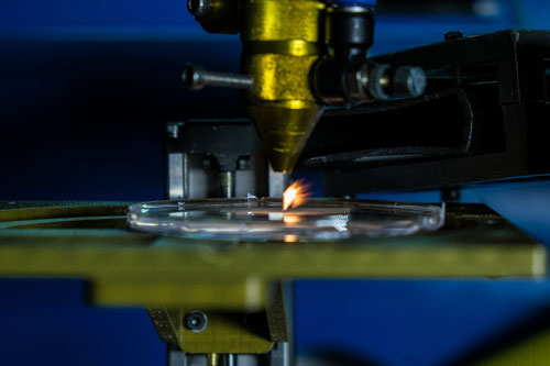 microwell fabrication technique using a  CO2 laser