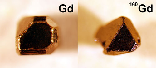 single crystal compound of gadolinium, platinum, and bismuth