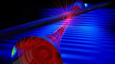Graphic depicting nanofiber evanescent light (red) entering probe fiber