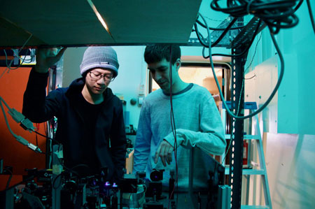 University of Toronto physics researchers Edwin (Weng Kian) Tham and Hugo Ferretti