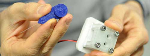 3D-printed blue 3D printed microreactor