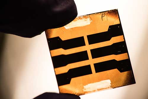 A lead sulfide quantum dot solar cell