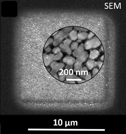 Scanning electron micrographs show a 10-micron planar deposition