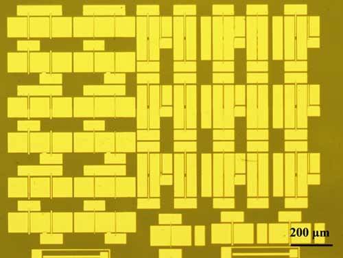 Micrograph of a fabricated logic circuit equipped with diamond-based transistors