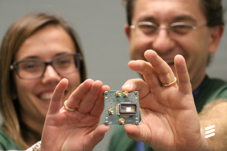 Antonio D’Errico and Teresa Pepe, showing graphene-based photonic switch