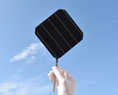 Black PERC solar cell without AR-coating