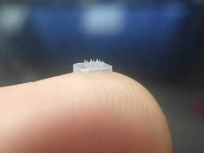 microneedles on the eye patch can be loaded with drugs