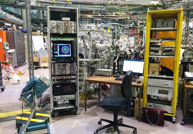 COLTRIMS reaction microscope at electron storage ring BESSY II