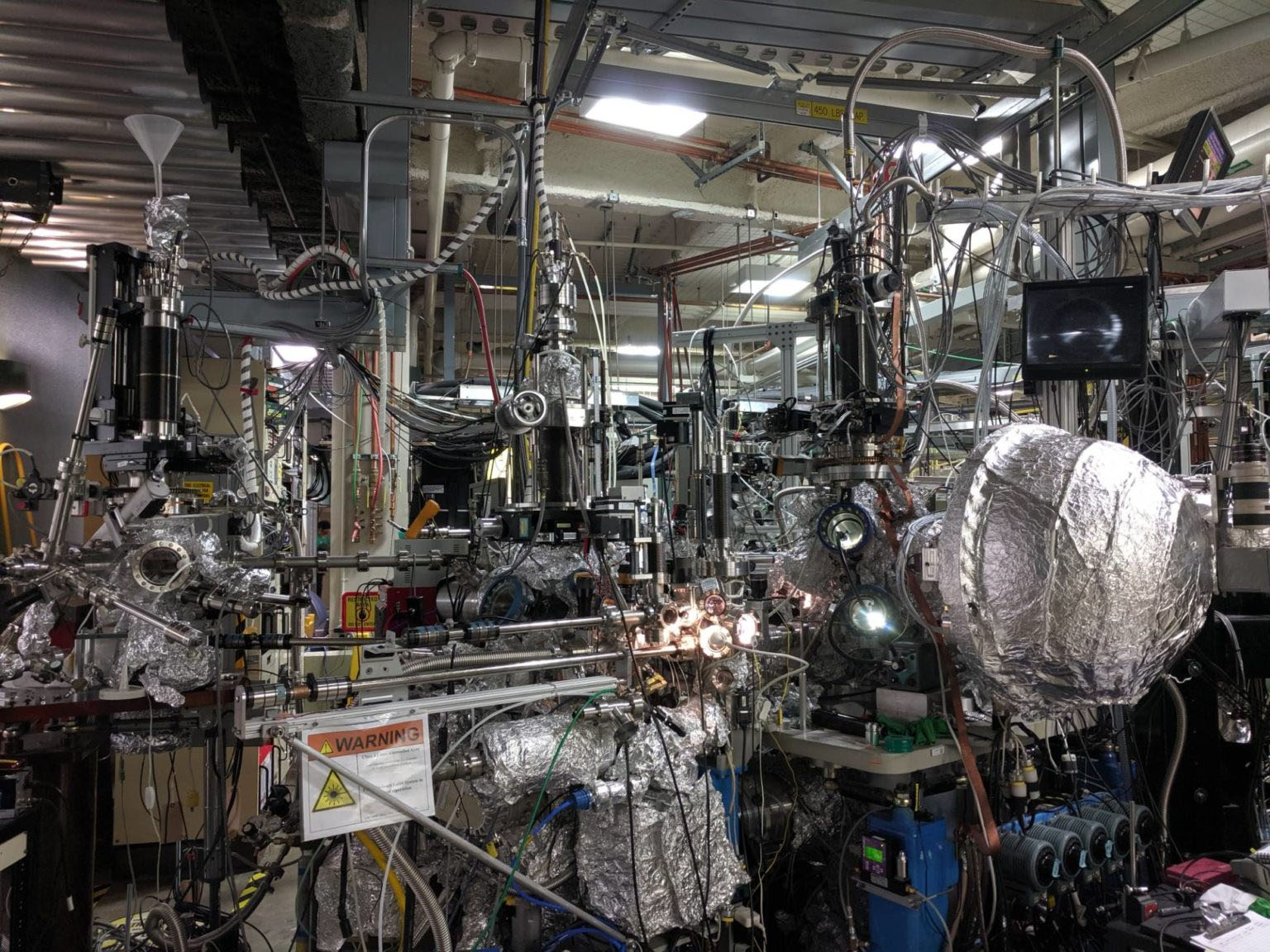 The High-Resolution Spectroscopy of Complex Materials (MERLIN) beamline – aka Beamline 4.0.3