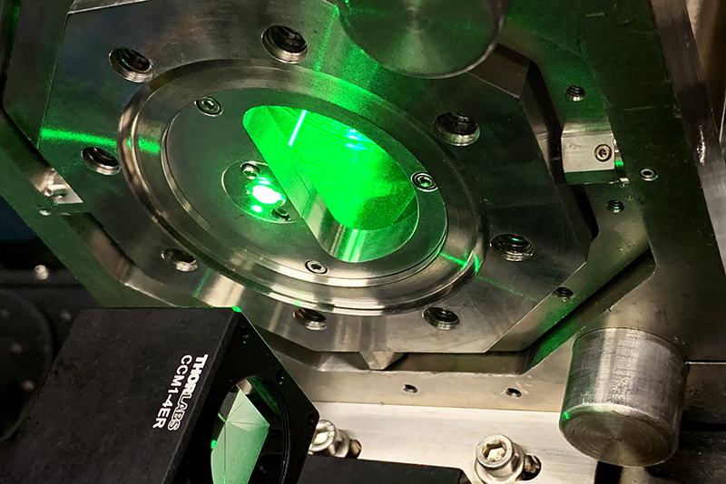 a polarimeter’s laser resonates inside a locked optical cavity