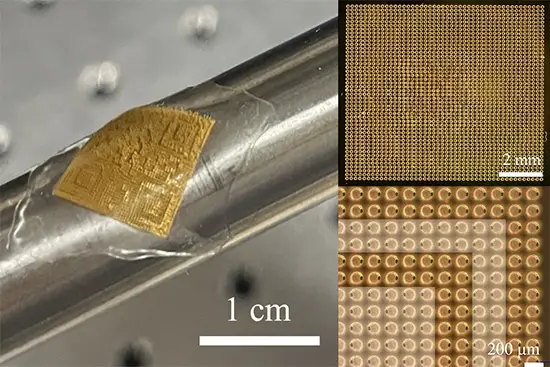 world-first 'chiral' QR code, using left-handed and right-handed printed helixes as black and white pixels