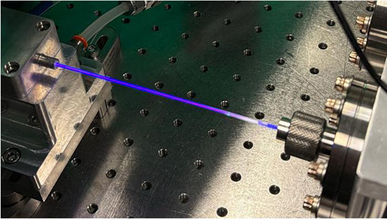 chamber that converts visible light into vacuum ultraviolet light in a laser