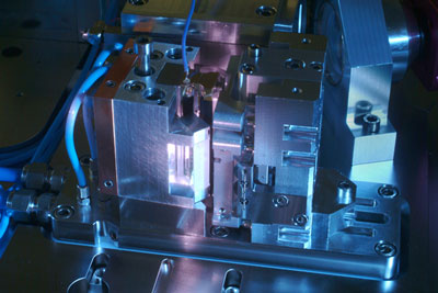 World record: 400 W femtosecond laser developed by the Fraunhofer ILT for ultra-precise materials processing