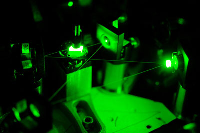 Detail of an experimental setup to generate laser light at 280 nm