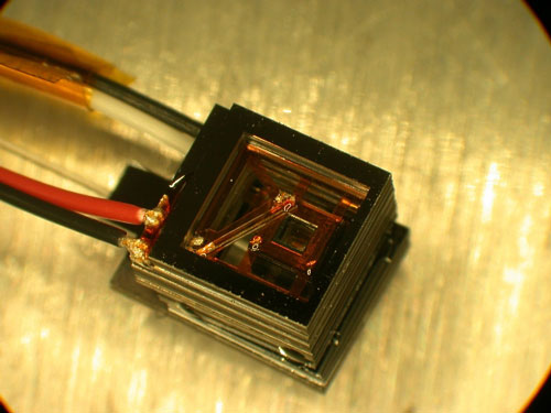 >miniature magnetic sensor