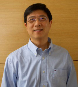 Molecular Foundry scientist Yuegang Zhang