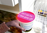 Impression of a yoghurt pot with OLED warning