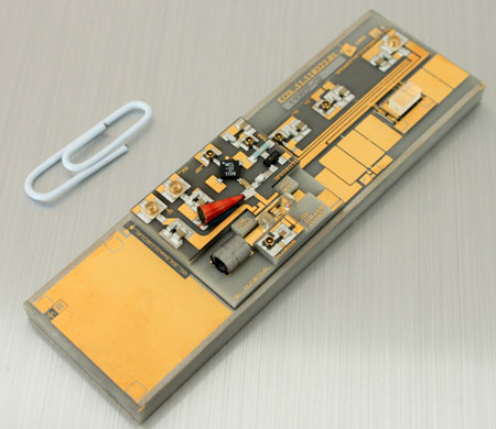 Mikro-integrierter Extended Cavity Diode Laser