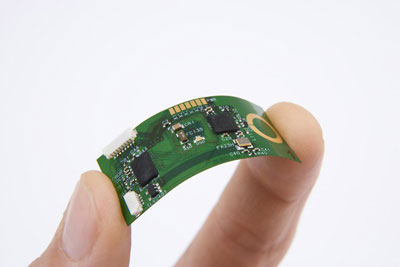 IMEC’s flexible wireless monitoring system for vital body parameters with embedded microcontroller chip