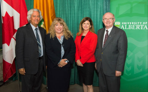 Health researchers Locksley McGann and Janet Elliott with health minister Rona Ambrose and Lorne Babiuk