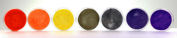 Full spectrum of bacterial colours
