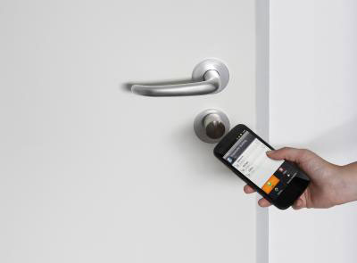 Thanks to ShareKey, digital keys can be transferred by e-mail using a smartphone