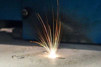 dynamics of powder spattering