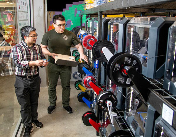Wang and Wei used interconnected 3D printers