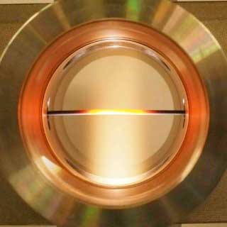 Test reactor for ceramic capillary membranes in a microwave plasma