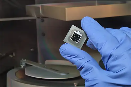 Perovskite-silicon tandem solar cells