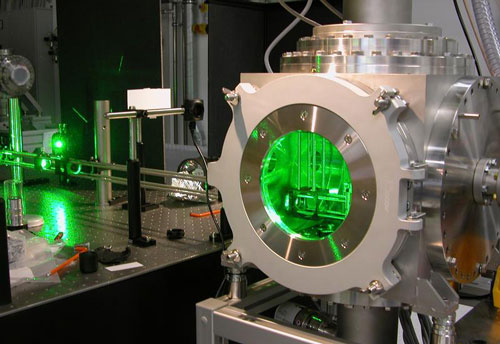 Freie-Elektronen-Lasern