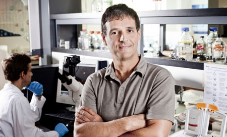Professor Denis Girard from the INRS–Institut Armand-Frappier Research Centre