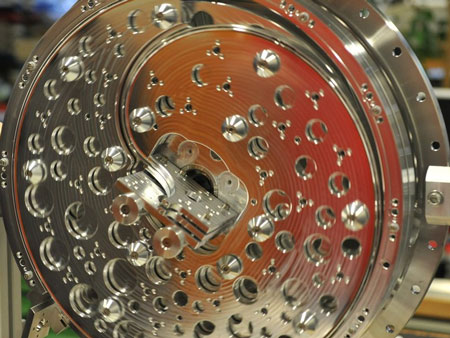 Deceleration in the centrifuge