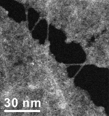Carbon nanotubes bridge the gaps between sections of graphene in a sample of rebar graphene