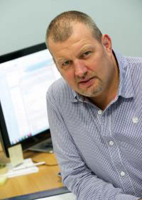Professor Duncan Graham, Director of the Centre for Molecular Nanometrology, University of Strathclyde