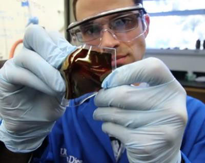 Nanoengineering professor Darren Lipomi