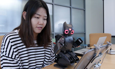 Hae Won Park teaches a robot how to play Angry Birds