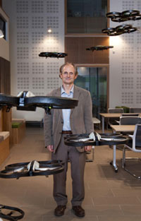 Sandor Veres and flying robotsSandor Veres and flying robots